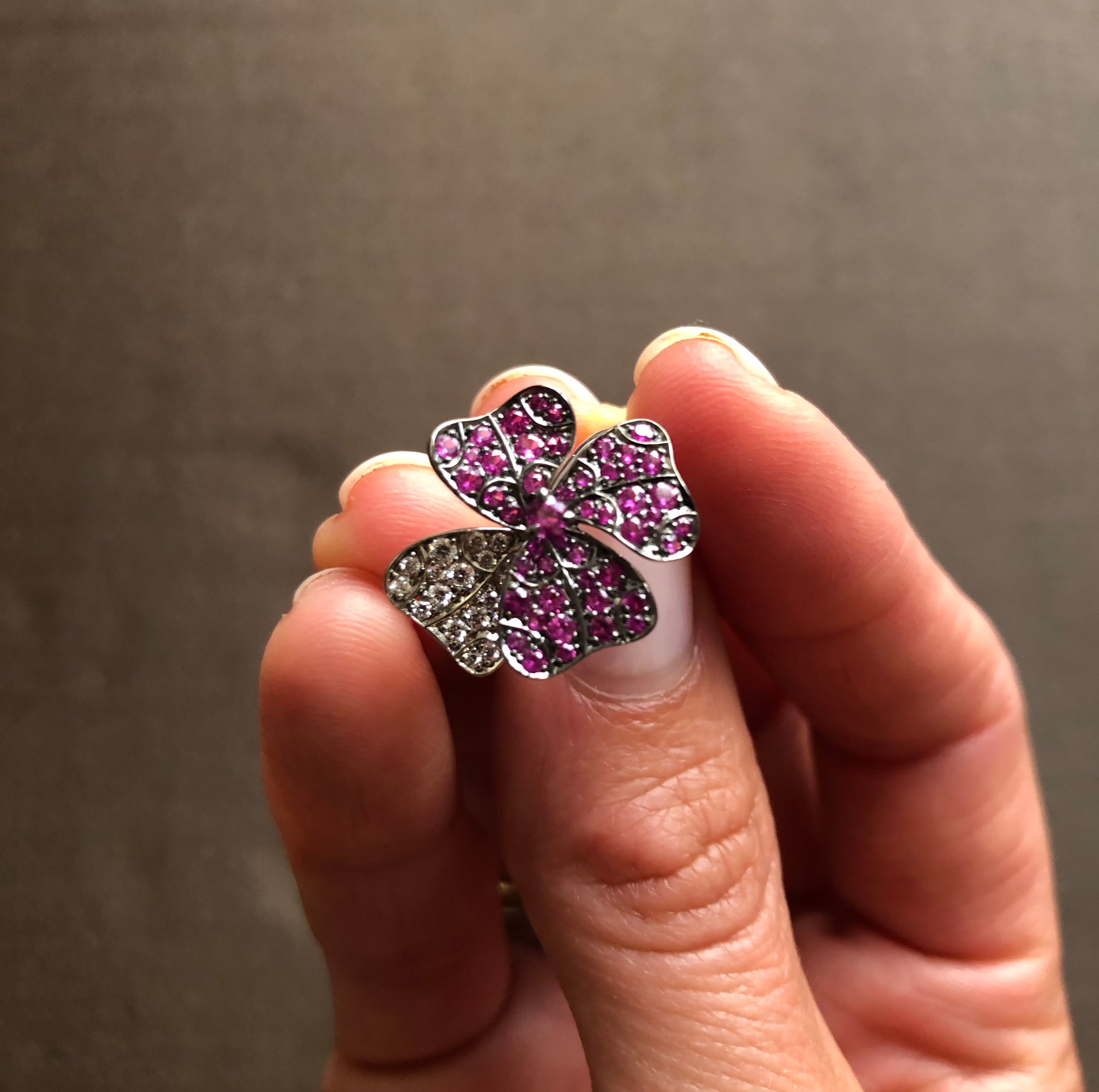 Ring Palladium with Pink Sapphires and White Diamonds