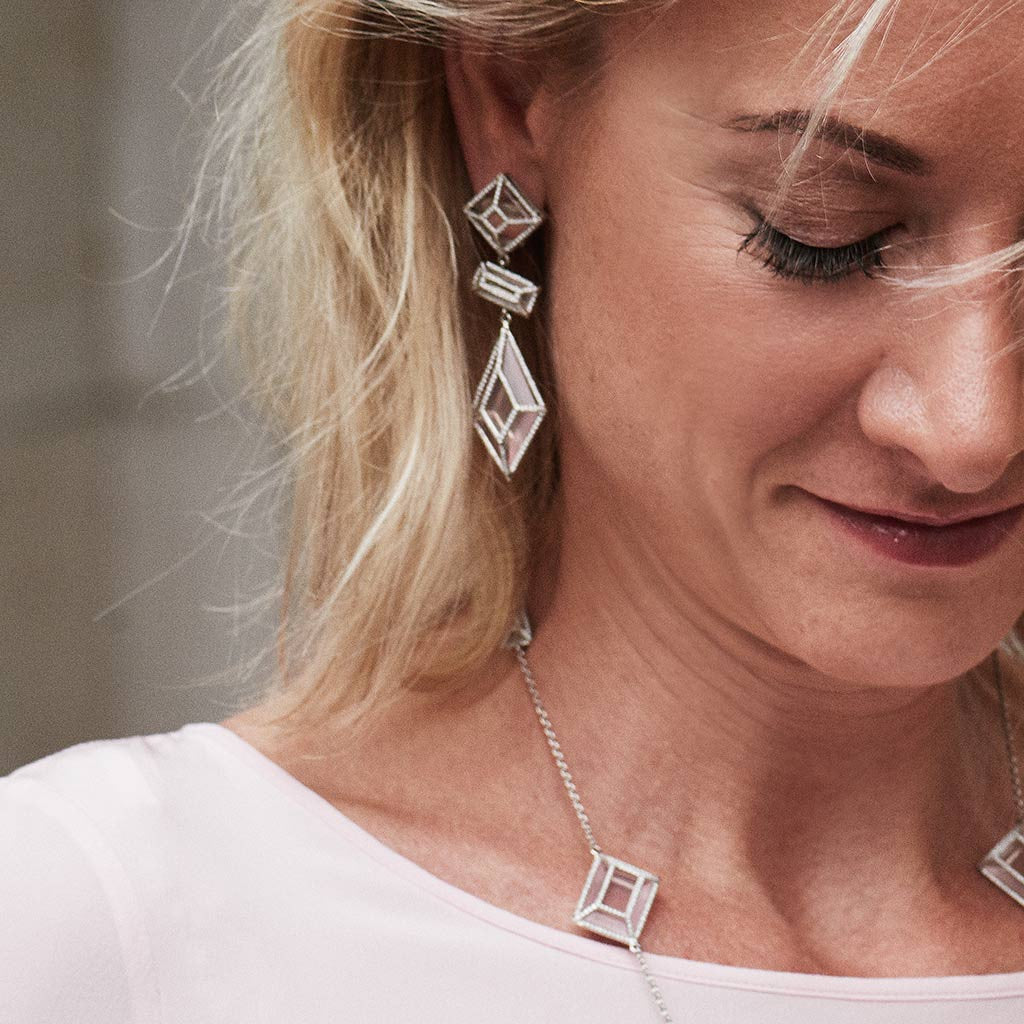 Earrings Palladium with White Diamonds and Rosequarz