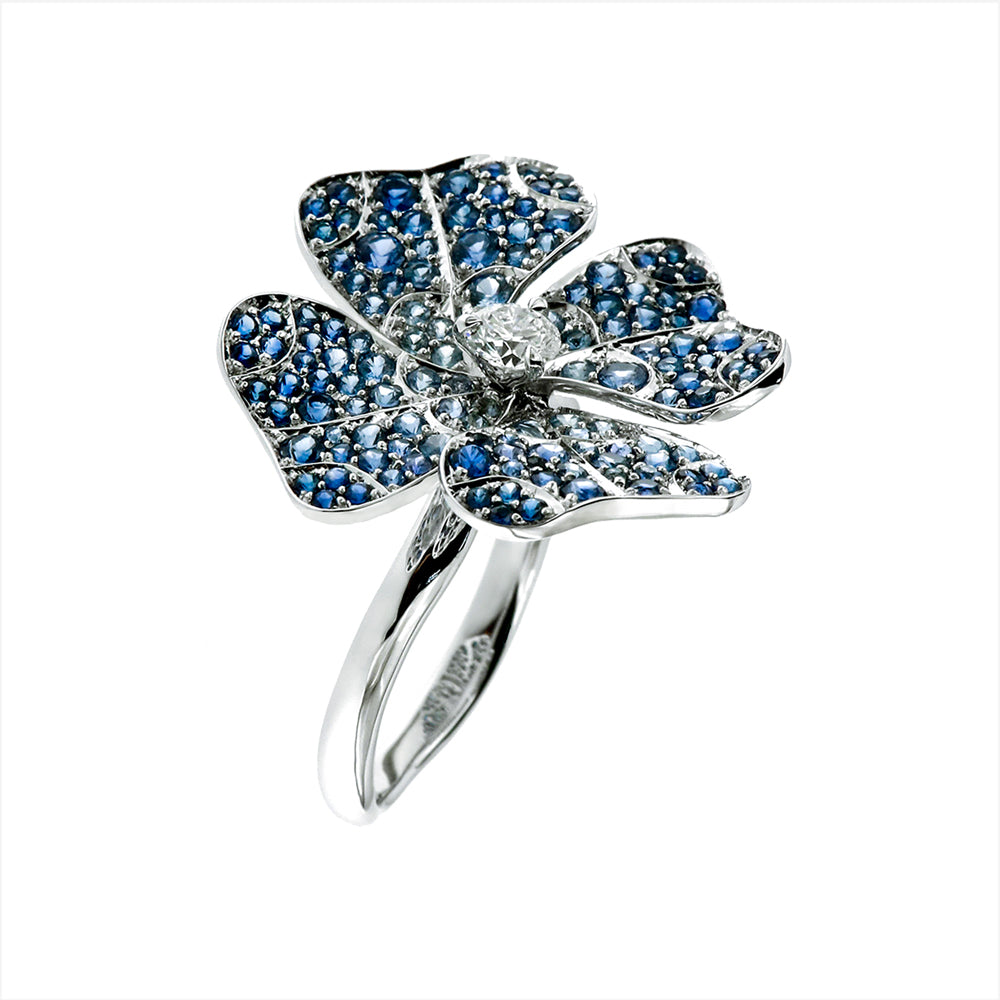 Ring White Gold with Blue Sapphires and White Diamonds