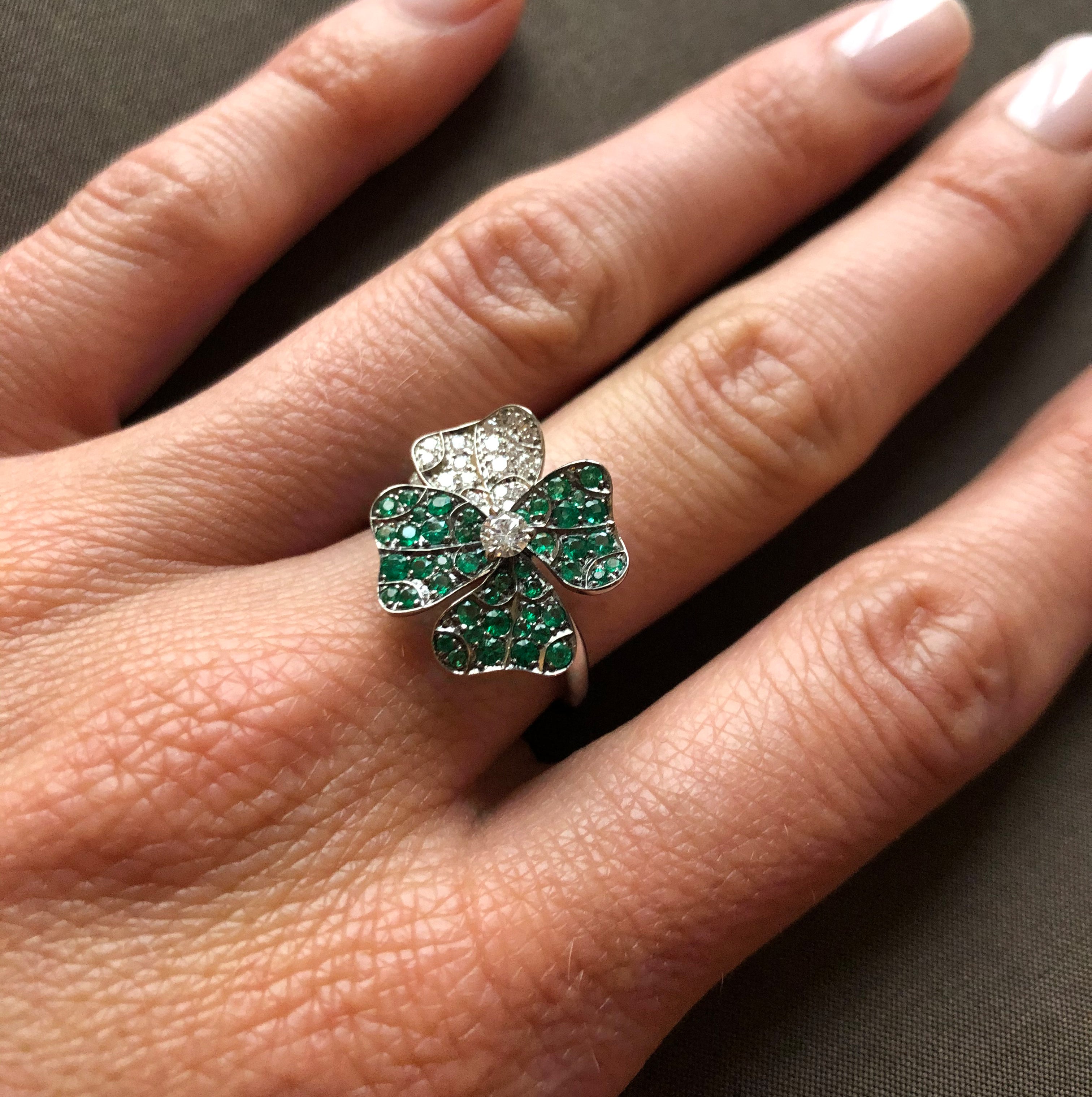 Ring Palladium with White Diamonds and Emeralds