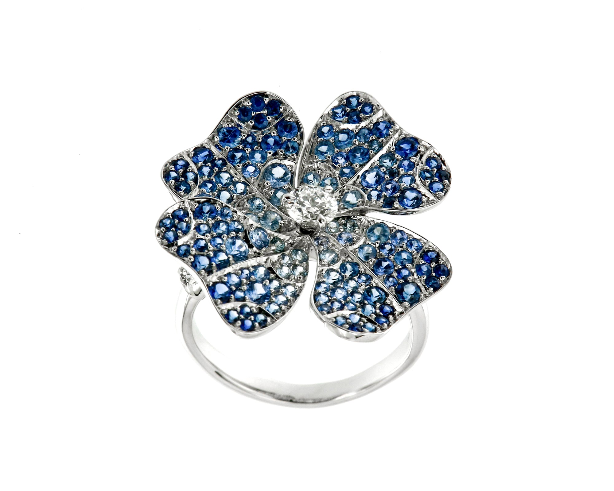 Ring White Gold with Blue Sapphires and White Diamonds