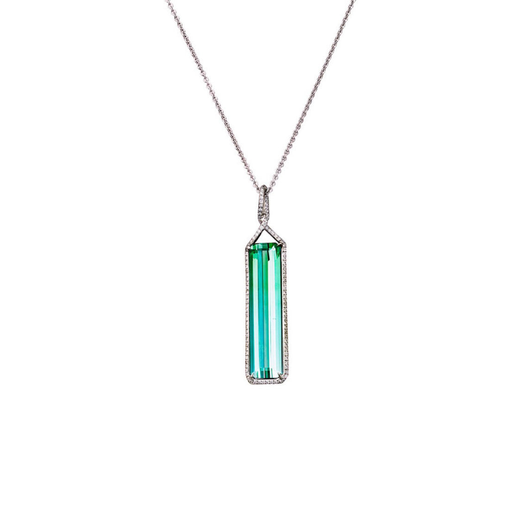 Pendant Platinum with a Green Tourmaline and White Diamonds