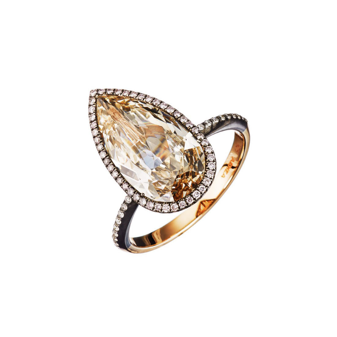 Ring Pink Gold with a Pink-Brown Diamond