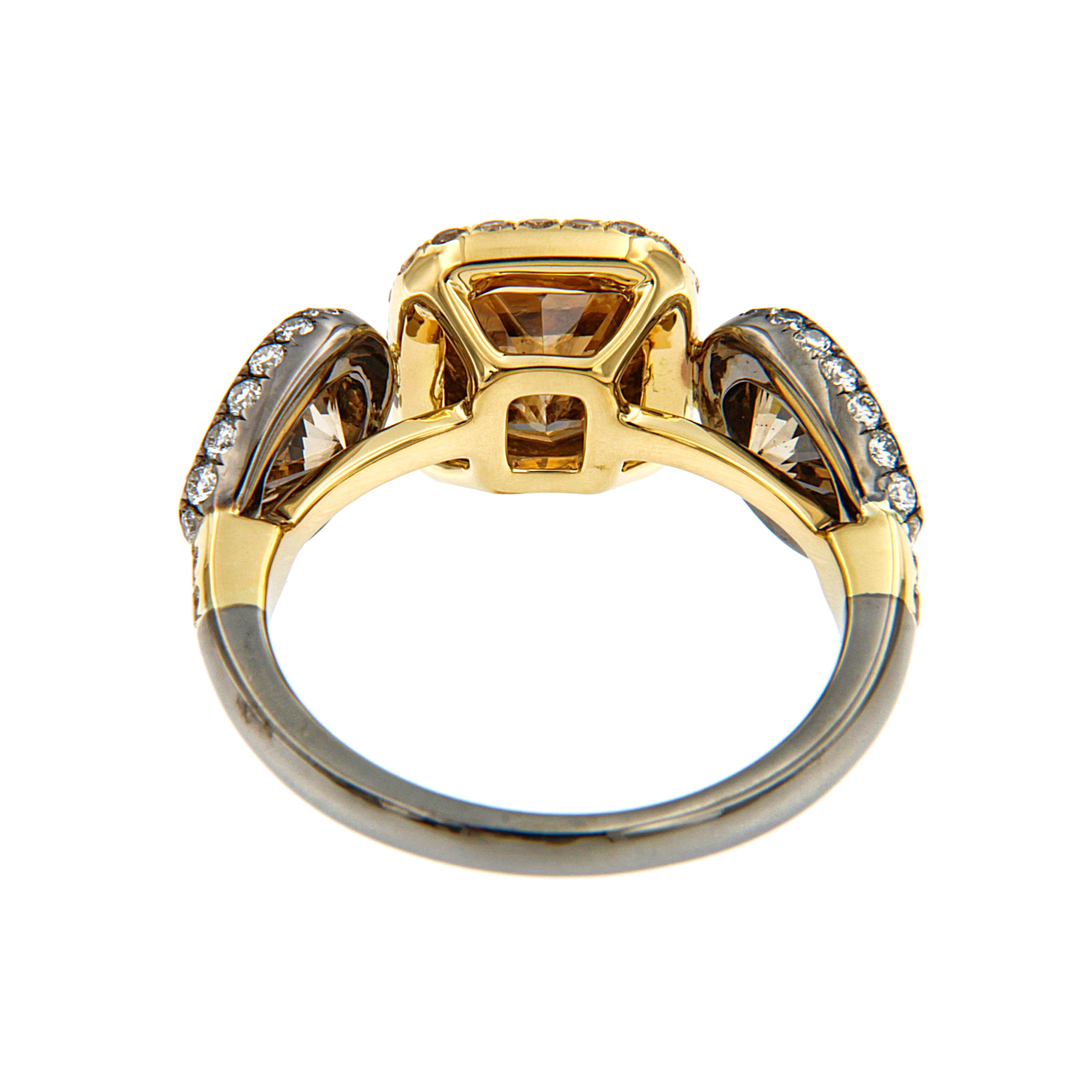 Ring Yellow Gold with Champagne Diamonds